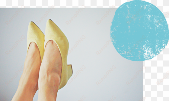 leche lounge header image - shoe
