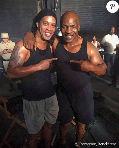 photo de ronaldinho et mike tyson publiée le 2 juin - mike tyson ronaldinho