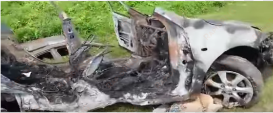 singaporean, malaysian burned to death in muar car - crash